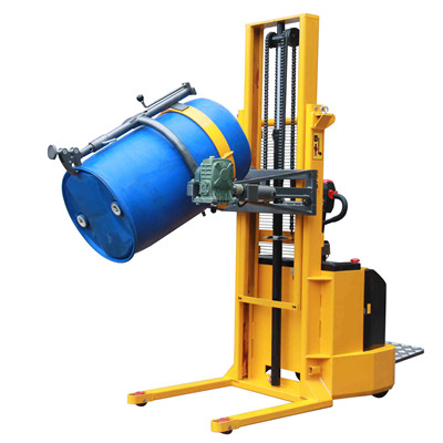 YL600A Fully electric oil drum handling and flipping vehicle